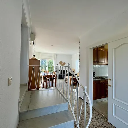 빌라 Casa Rustica Con Piscina Privada Y Aire Acondicionado En Sant Marti D'empuries - Hisp-7-77 *