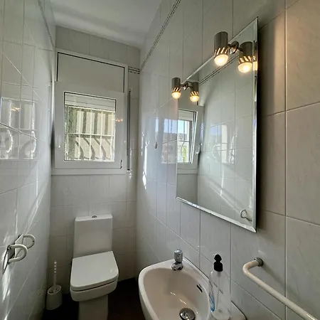 Casa Rustica Con Piscina Privada Y Aire Acondicionado En Sant Marti D'empuries - Hisp-7-77 *